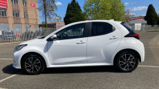 Toyota Yaris 1.5 Hybrid Design 5dr CVT Hybrid Hatchback